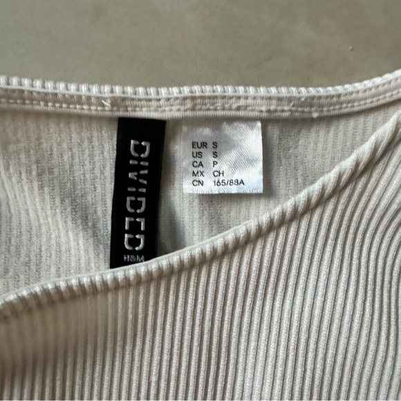 H&M dress - Picture 2 of 2